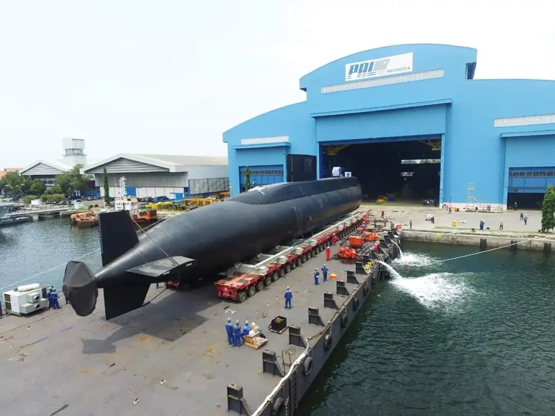 kapal-selam-pt-pal