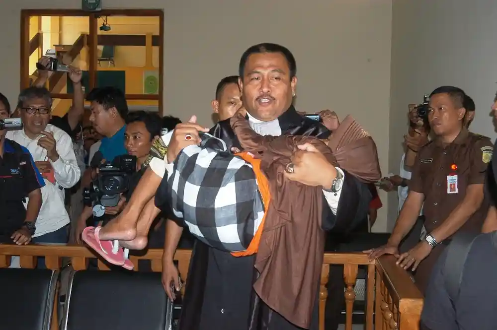 Apakah Hukum di Indonesia Sudah Berkeadilan Sosial_11zon Apakah Hukum di Indonesia Sudah Berkeadilan Sosial