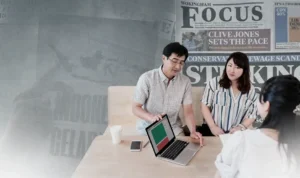 Peran Media dalam Pembentukan Opini Politik Publik di Era Informasi yang Serba Terhubung_11zon Peran Media dalam Pembentukan Opini Politik Publik di Era Informasi yang Serba Terhubung