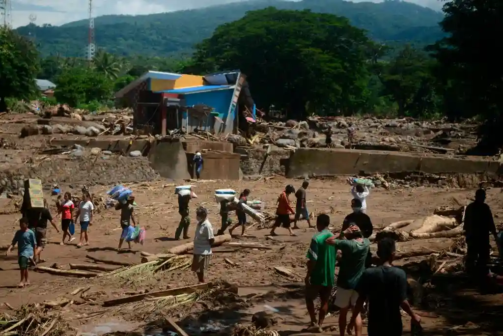Tragedi dan Solidaritas Kekuatan Rakyat di Tengah Bencana