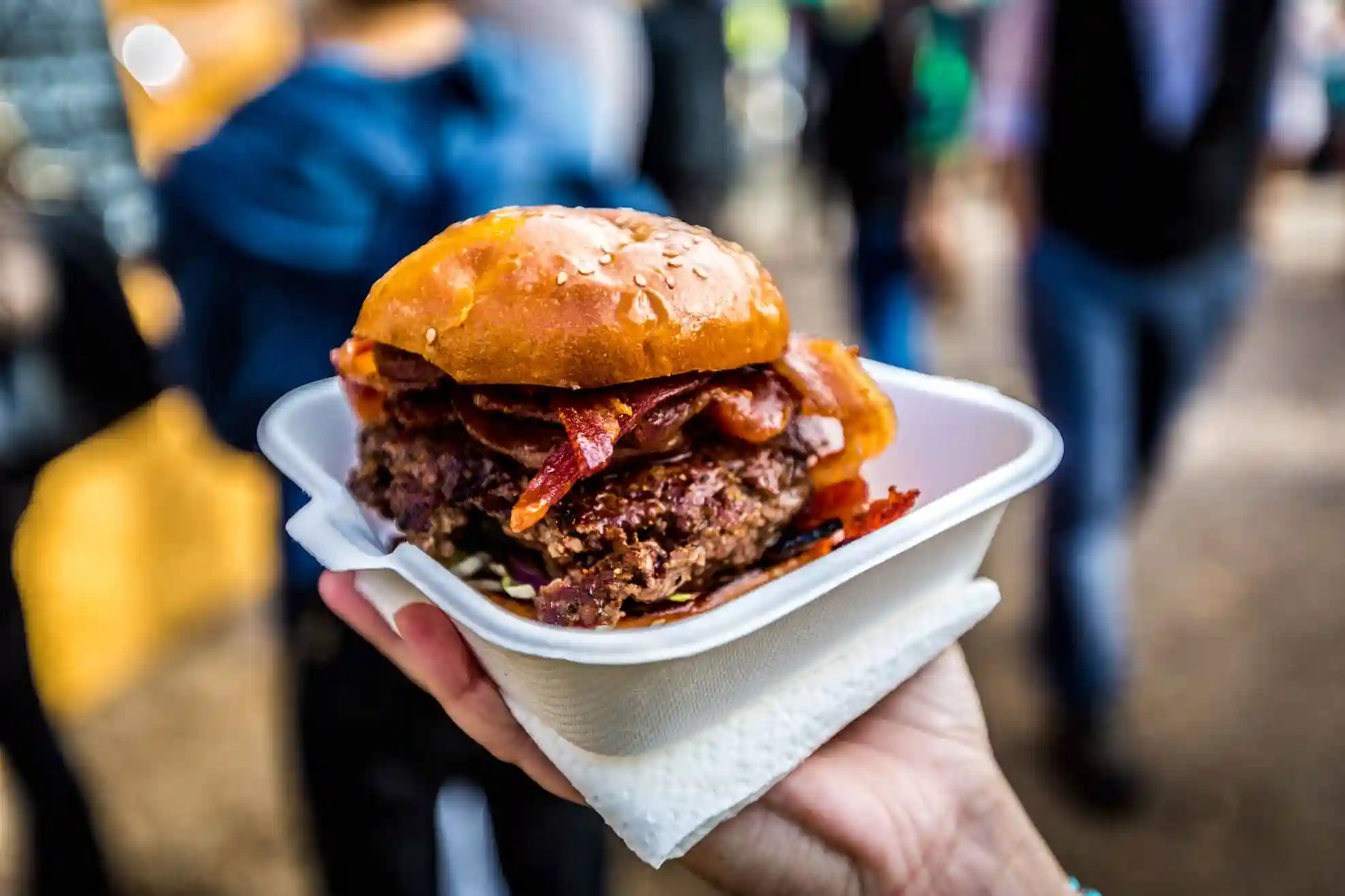 Bisnis Street Food Modern yang Terus Melejit di Kota Kota Besar