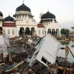 Tsunami Terbesar di Dunia, Dari Lituya Bay hingga Gelombang Aceh 2004